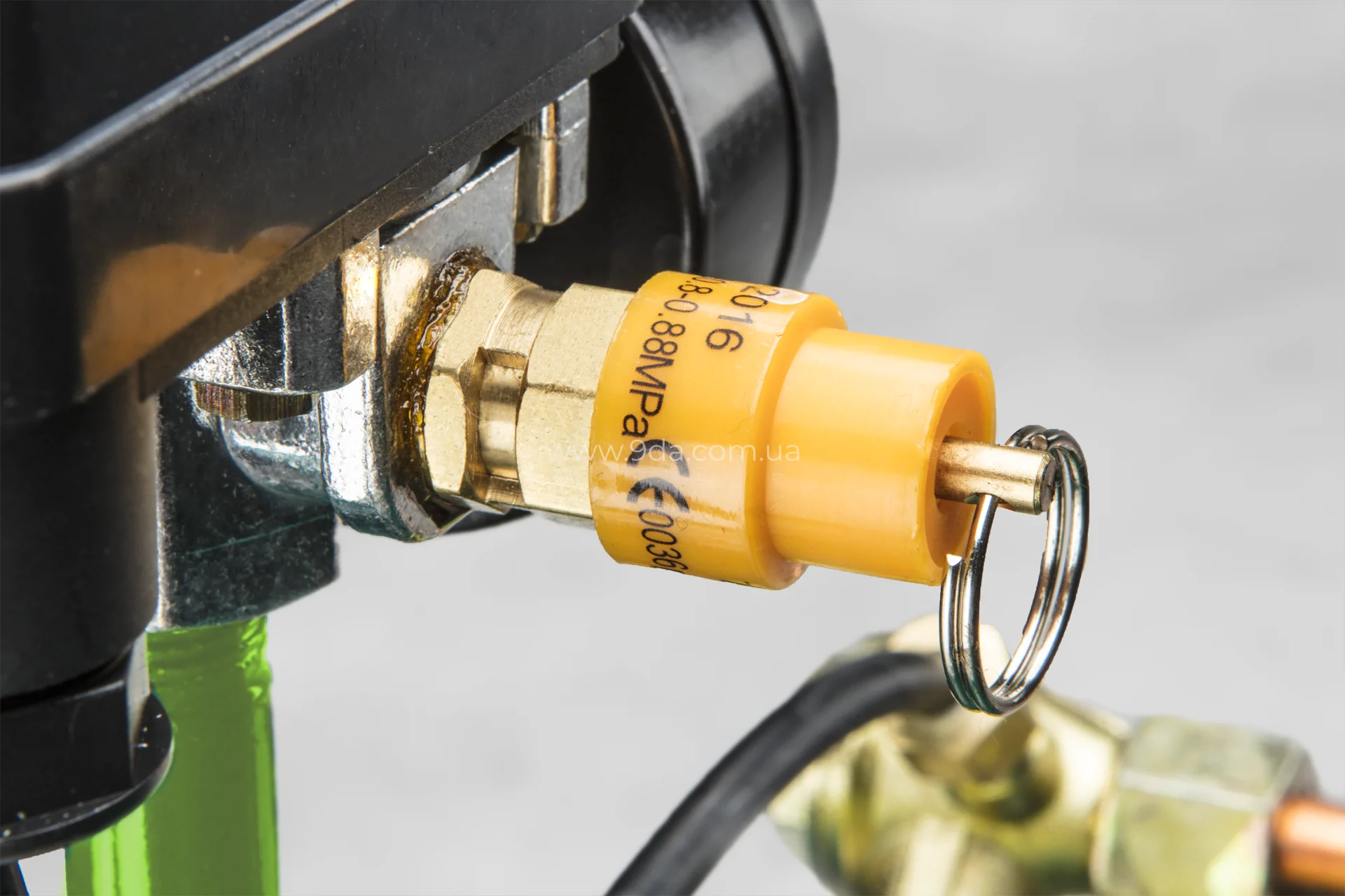 Компресор масляний 24л, 230В, 73K002, Verto - 3