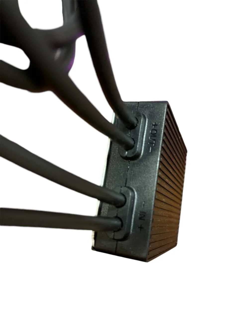 Оптимізатор сонячних панелей 450Вт, 10-80V, 15A, IP68, SUN2000-450W-P2, Huawei - 5